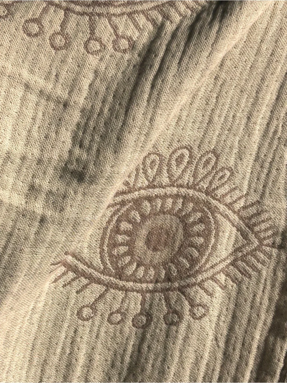Eyes 100% Organic Woven Cotton Blanket Towel Wrap Taupe + Cream NEW
